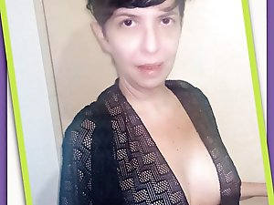 Slim aged mama is baring it all on picture