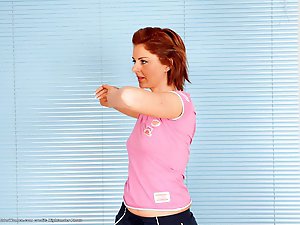 MILF Rebecca from Aunt Judys gallery 10