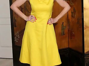 Dressed to undressed from OlderWomanFun