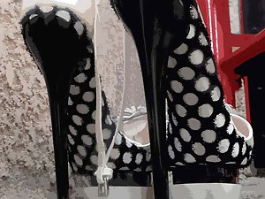 Luminous contours of legs heels and ass