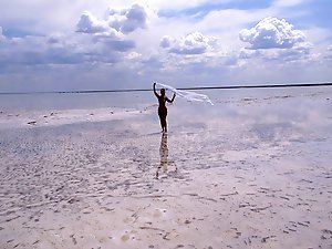 Amateur old milfs are getting pleasure on camera